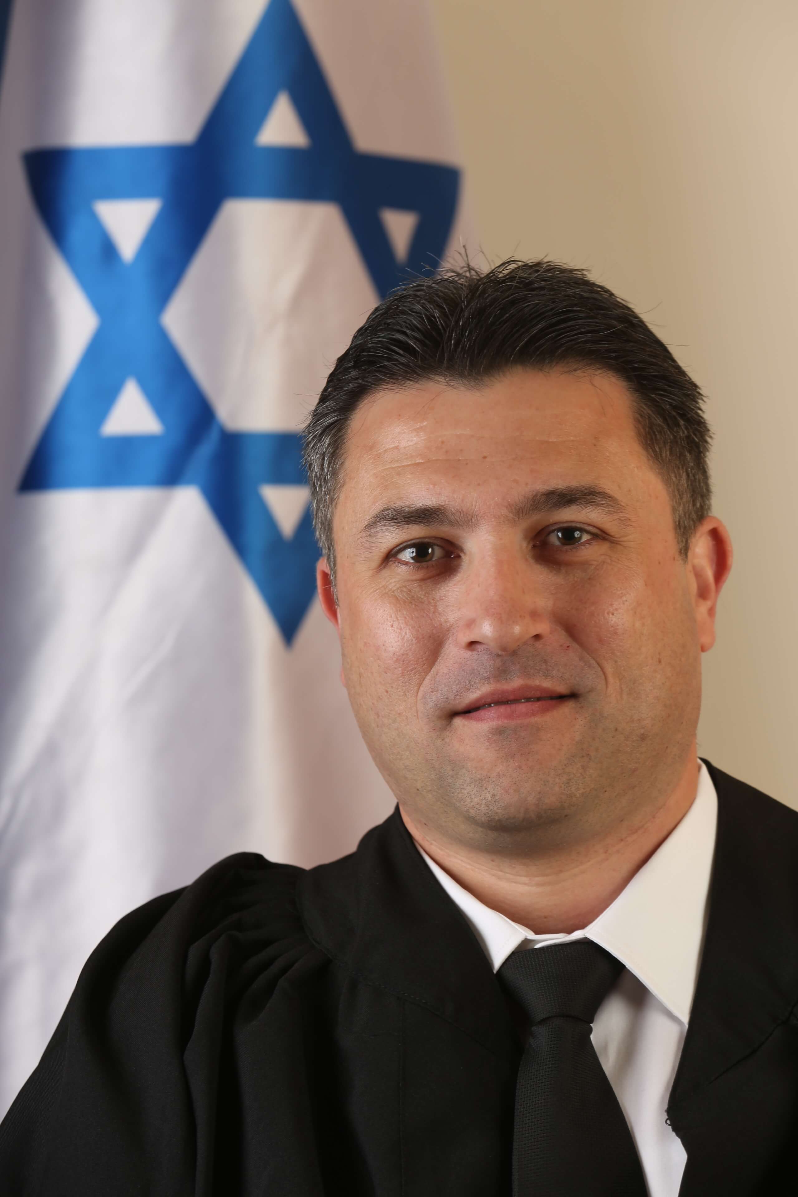 השופט אלכס אחטר