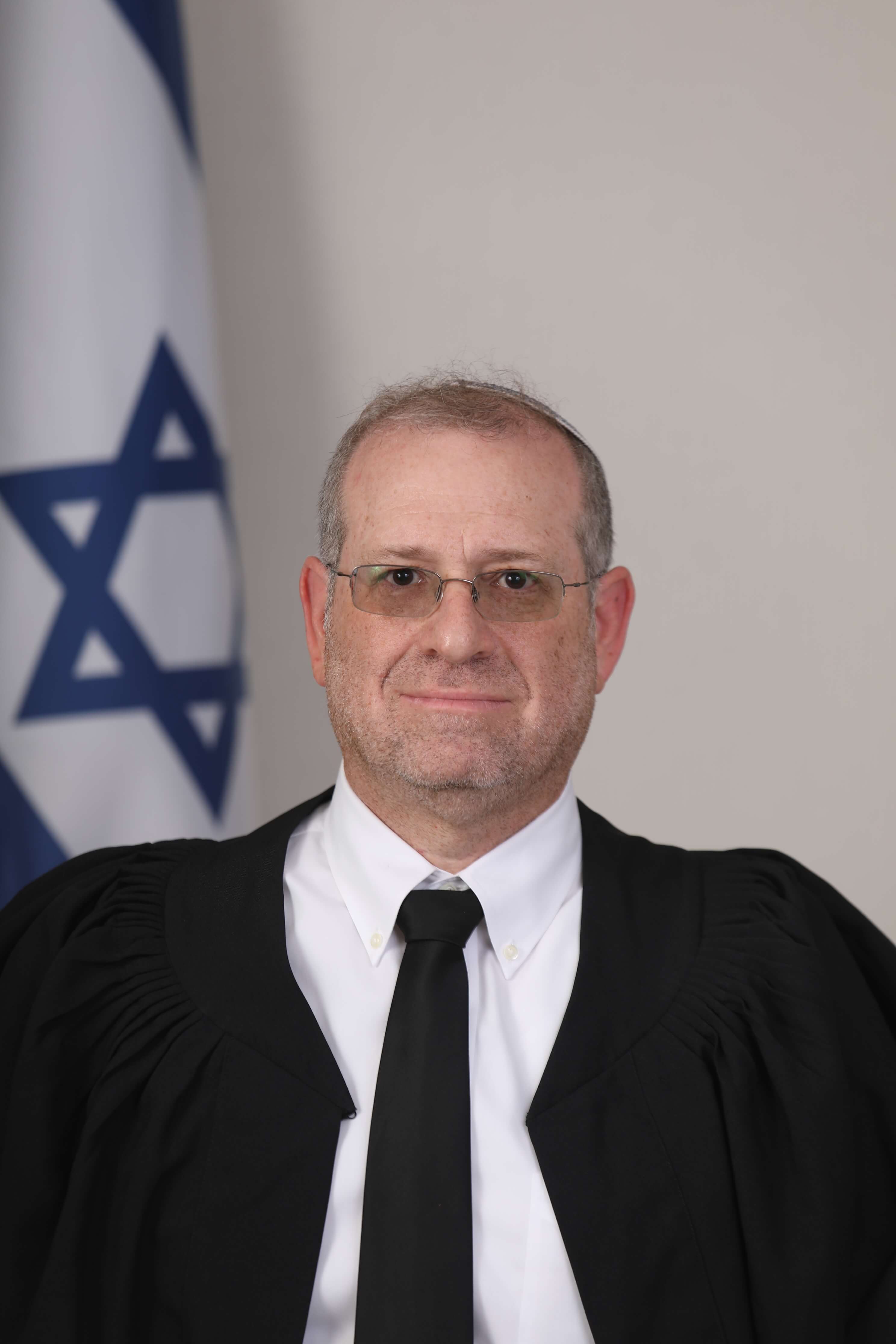 השופט ישראל פת