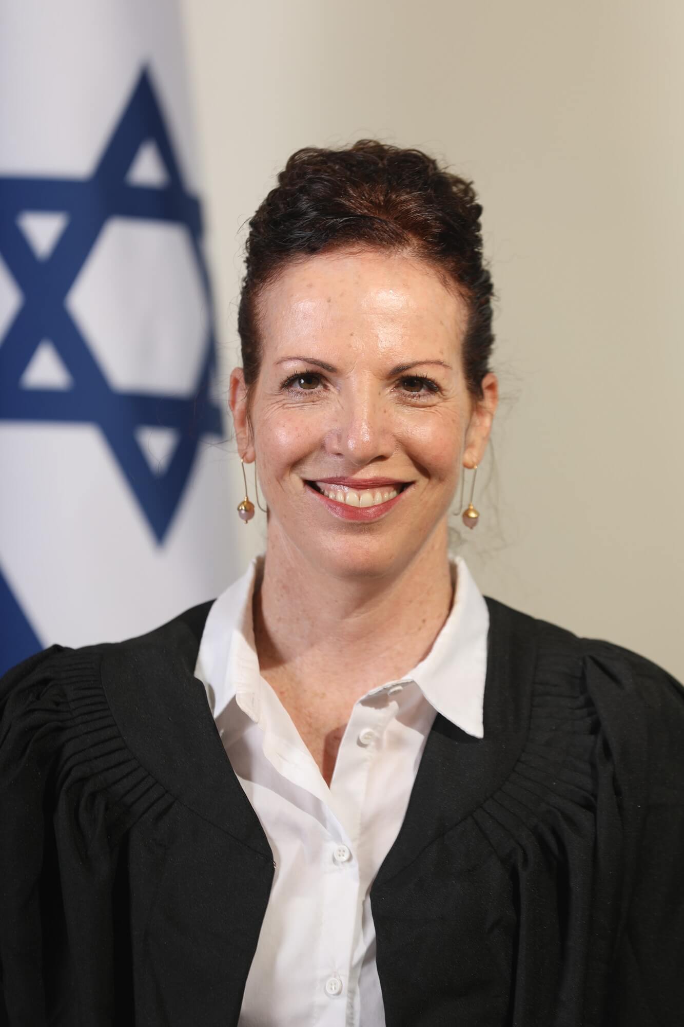 השופטת שירי שפר