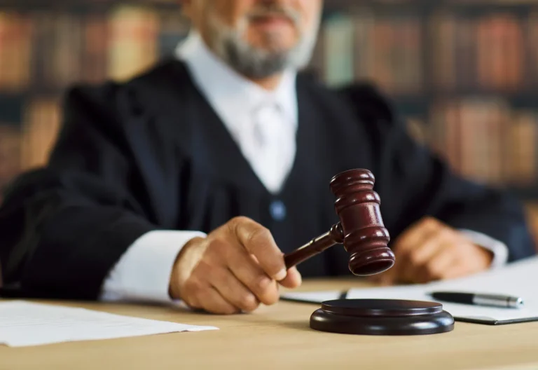 דיון בבית משפט בעבירות מס